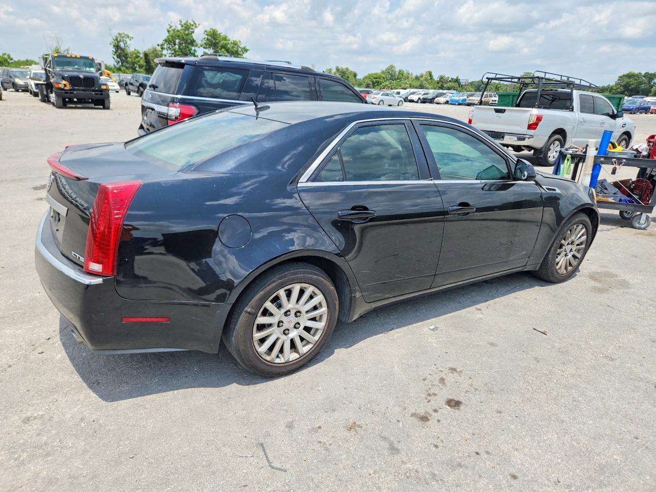2010 Cadillac Cts Luxury Collection - Image 3