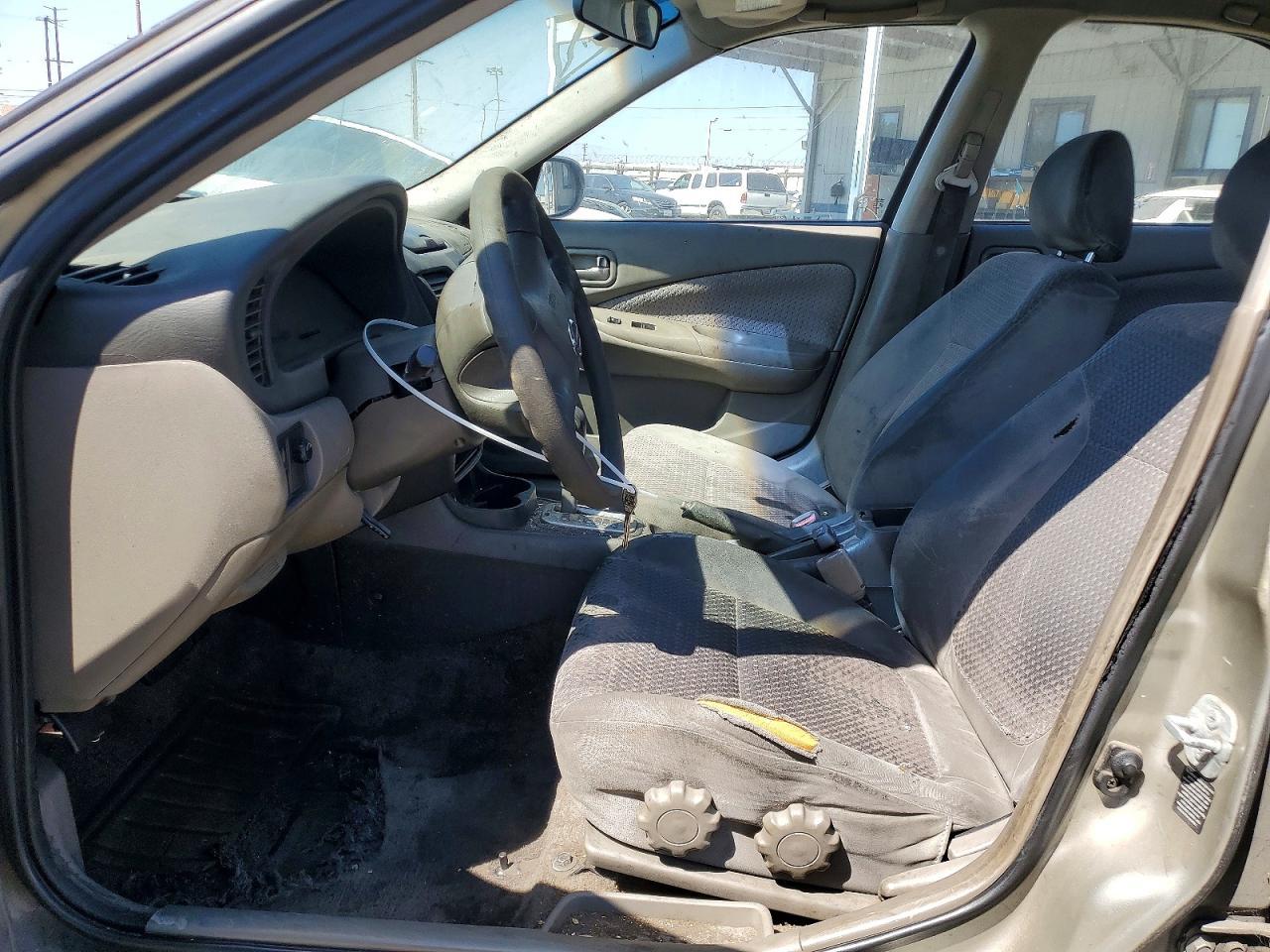 2004 Nissan Sentra 1.8 - Фото 7