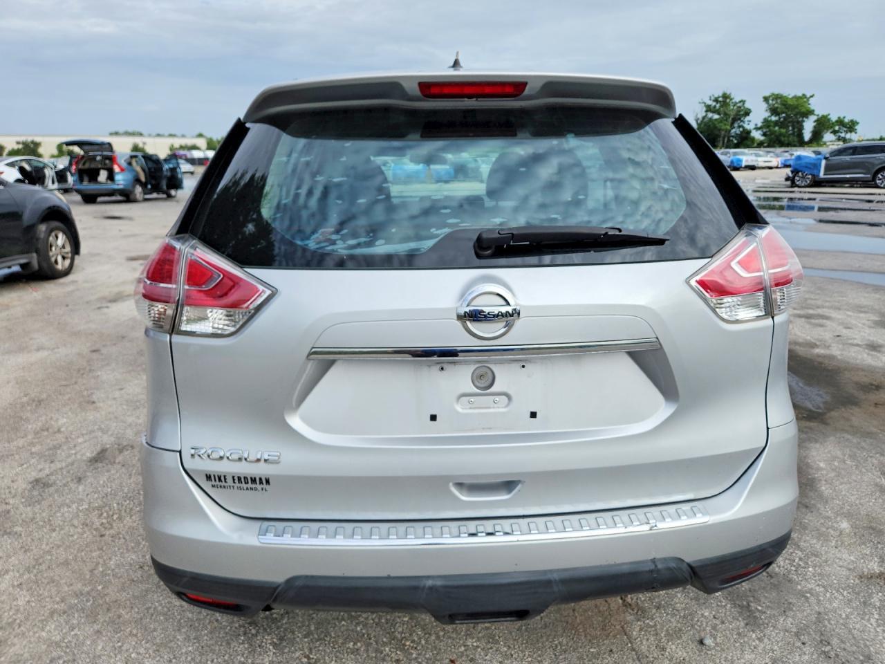 2016 Nissan Rogue S - Image 6
