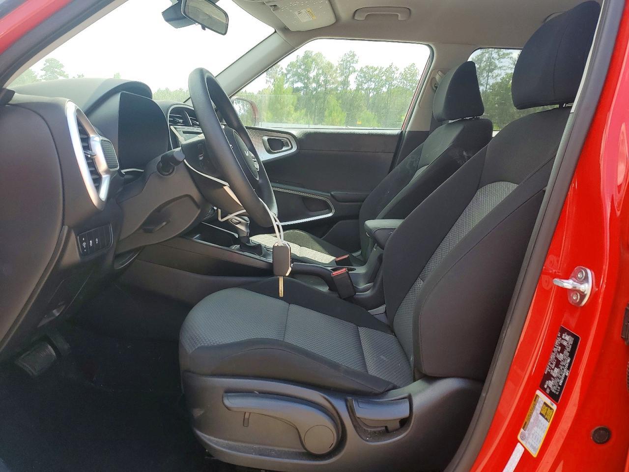 2025 Kia Soul Lx - Image 7
