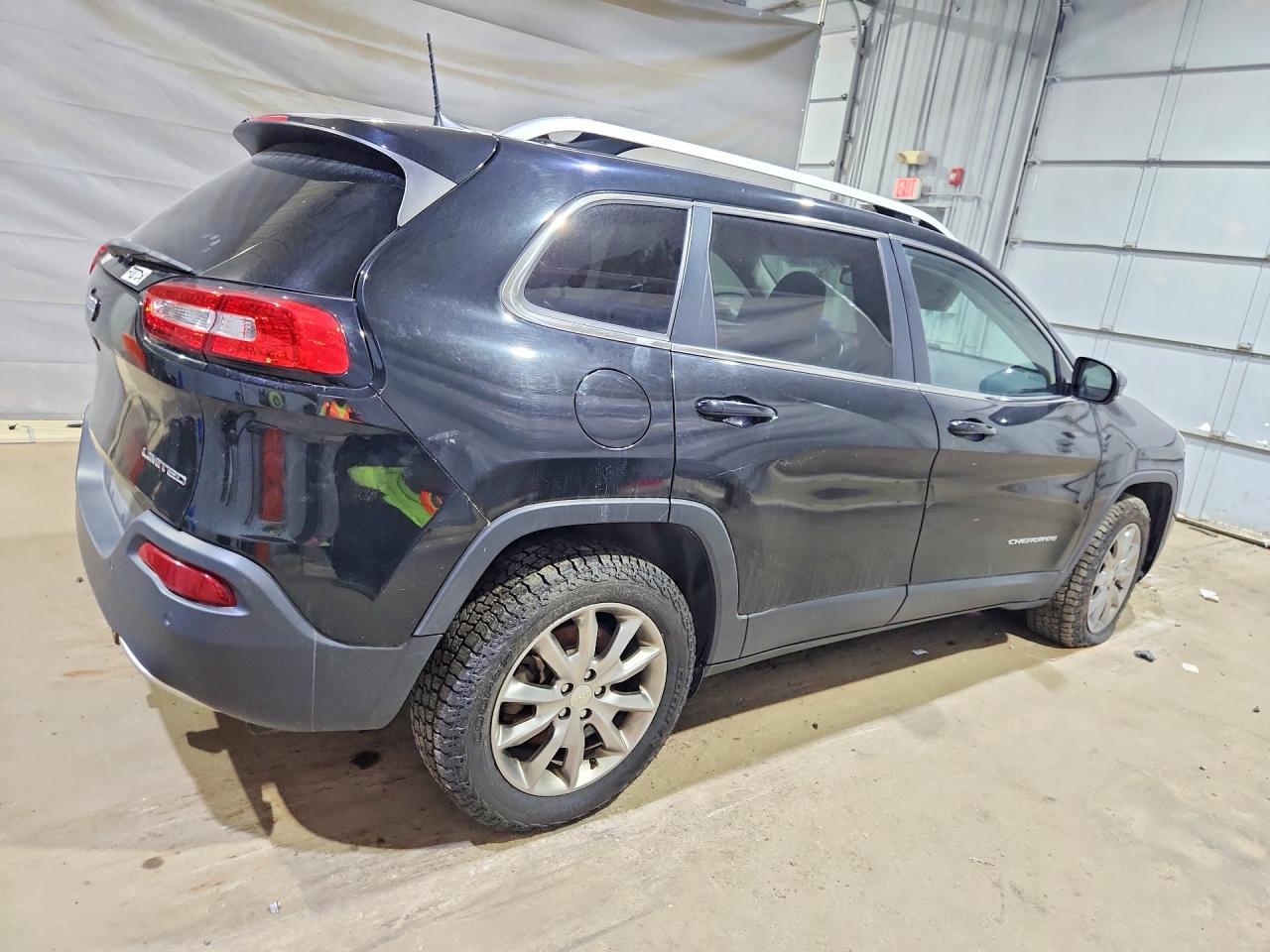 2018 Jeep Cherokee Limited - Image 3