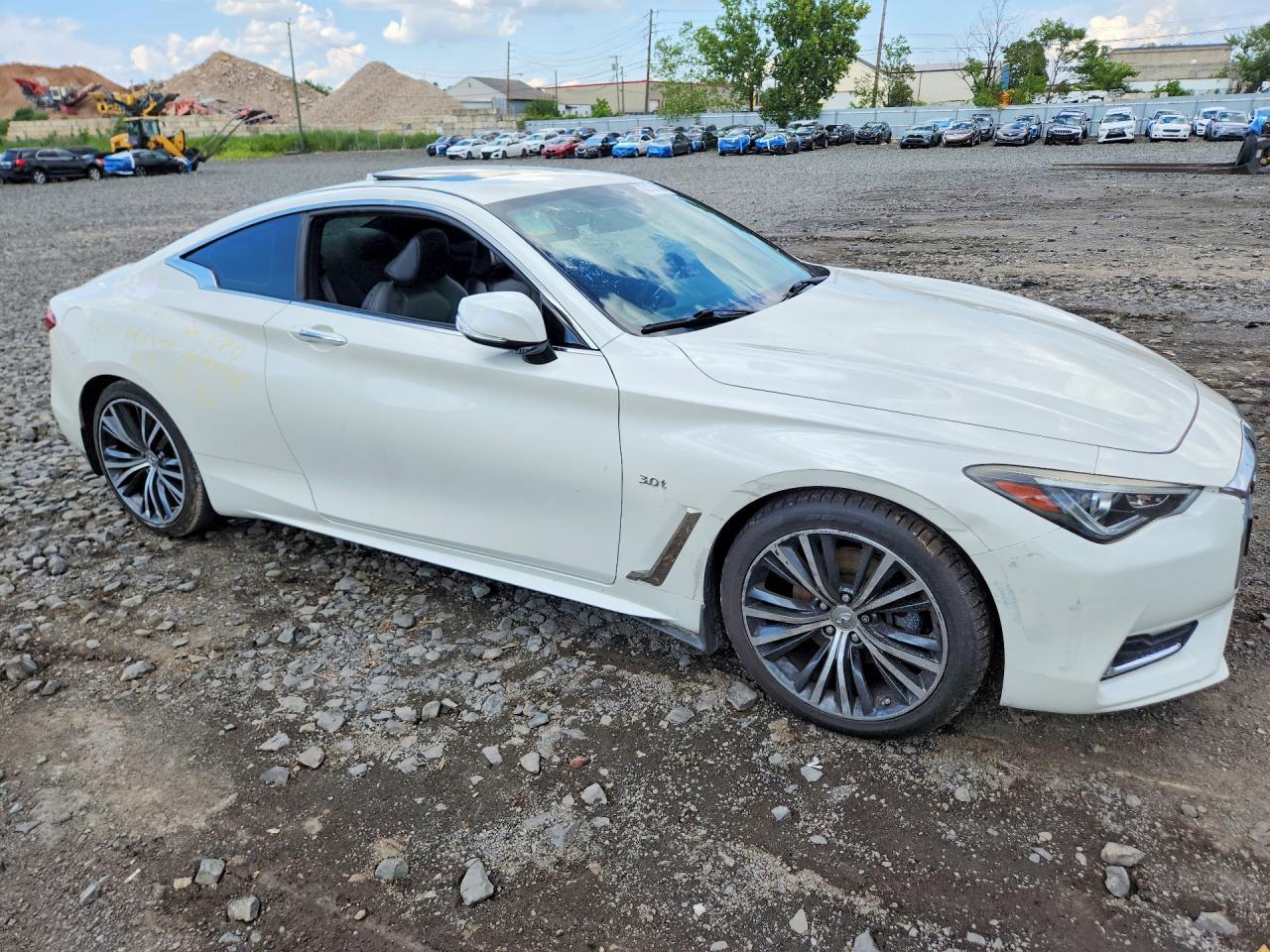 2017 Infiniti Q60 3.0T Premium - Фото 4