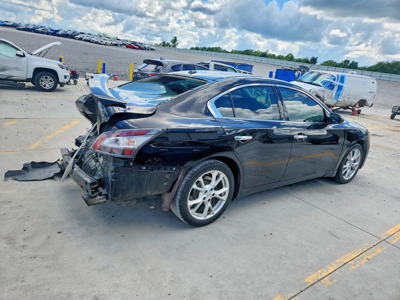 2012 Nissan Maxima 3.5 S - Фото 3
