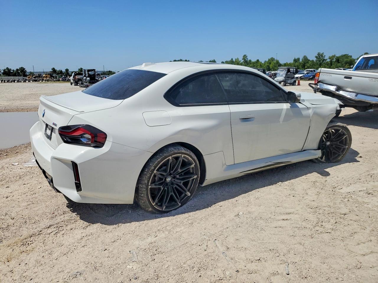 2024 BMW M2 - Фото 3