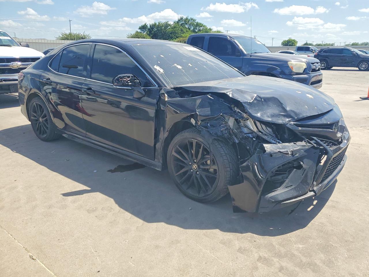 2022 Toyota Camry Xse - Фото 4