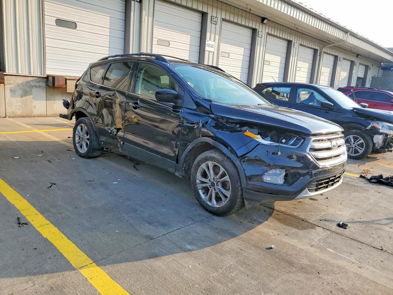 2017 Ford Escape Se - Фото 4