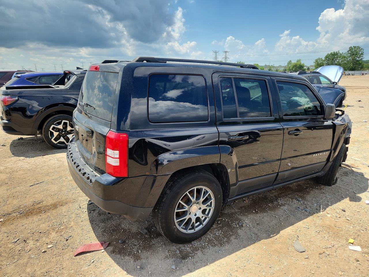 2016 Jeep Patriot Sport - Фото 3