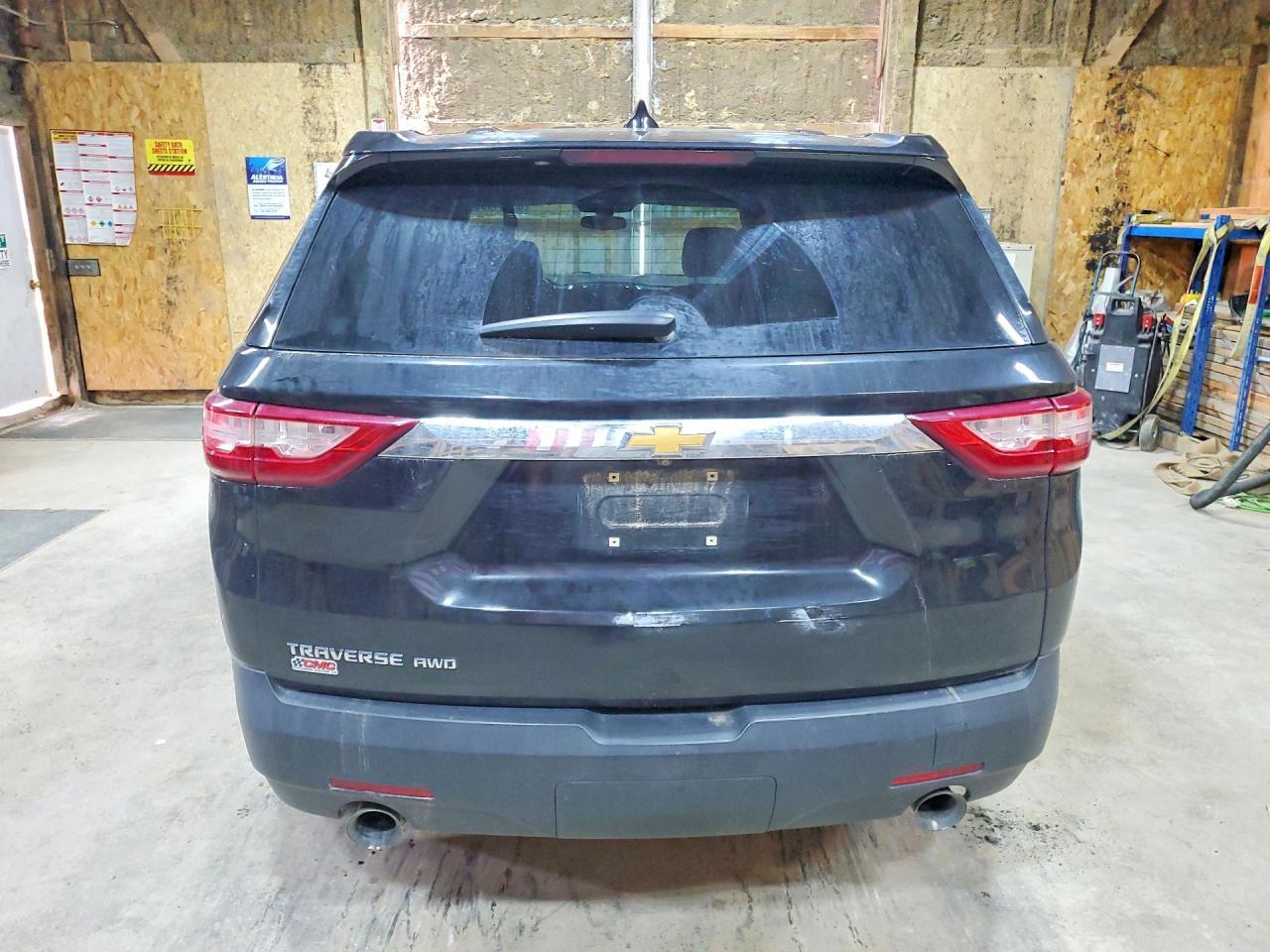 2018 Chevrolet Traverse Ls - Image 6