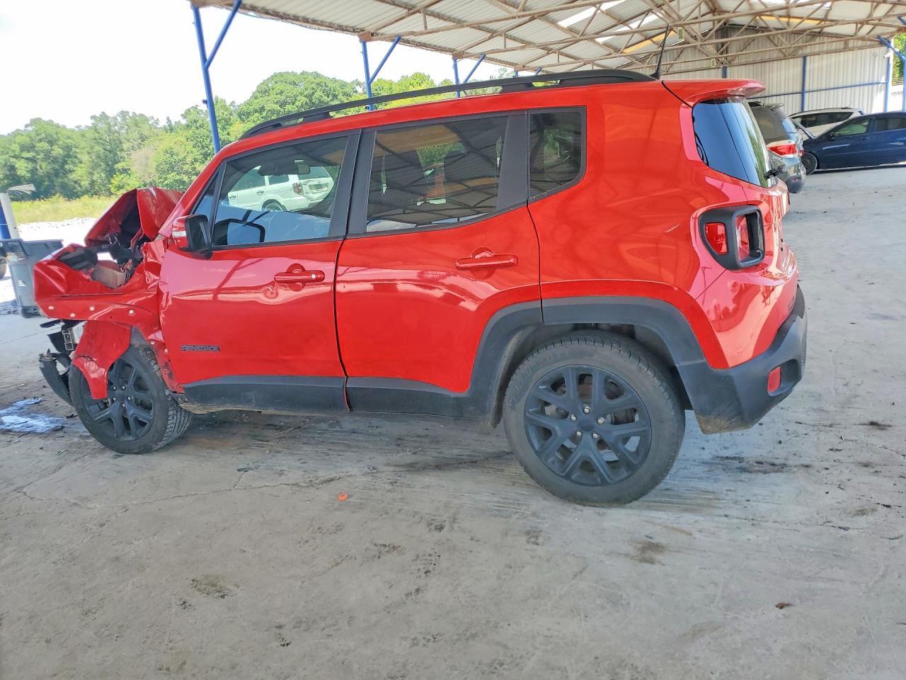 2018 Jeep Renegade Latitude - Фото 2