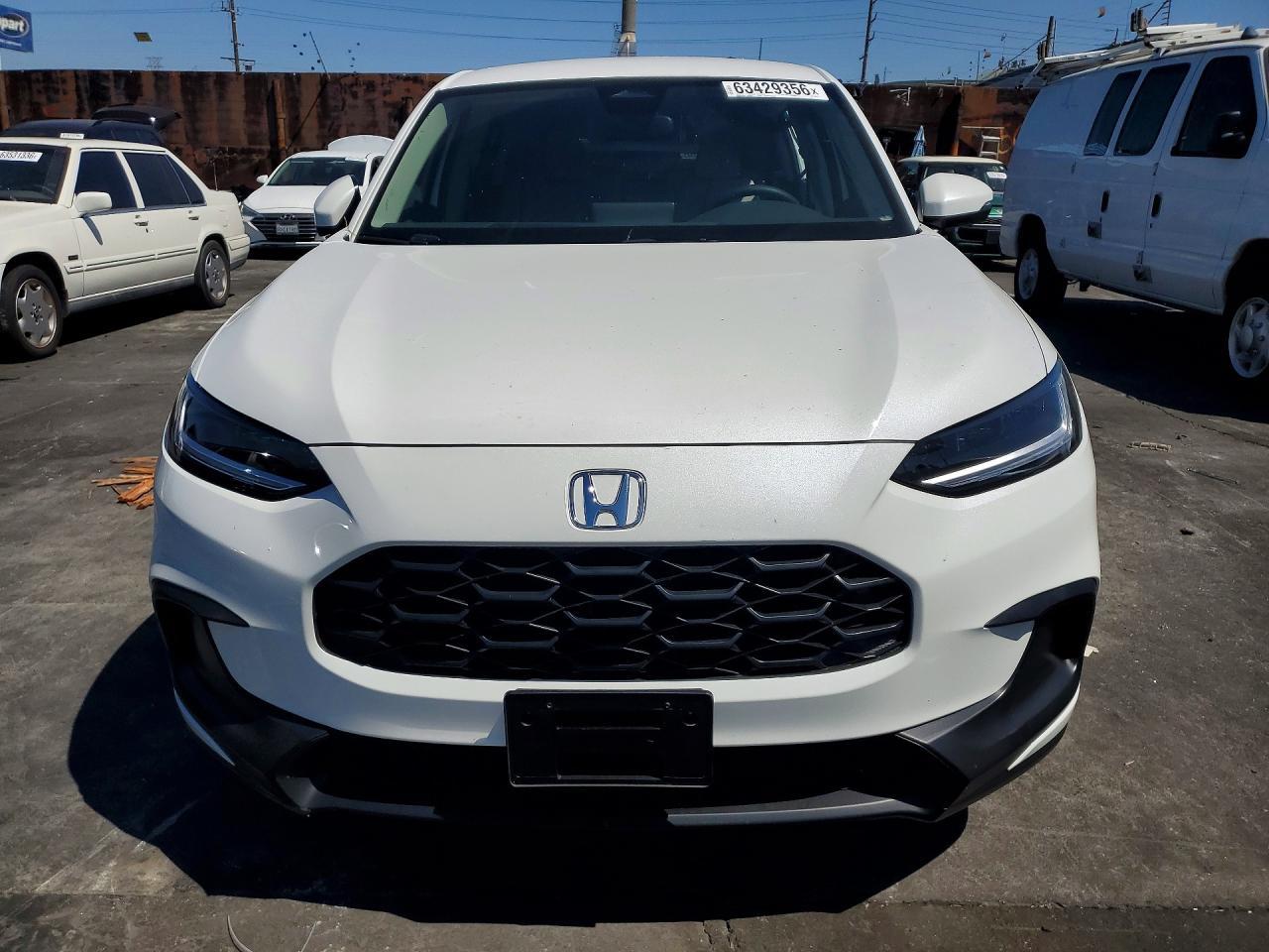 2027 Honda Hr-V Lx - Image 5