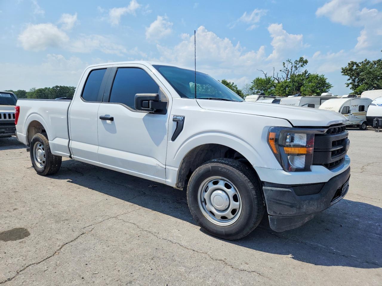 2022 Ford F150 Super Cab - Фото 4