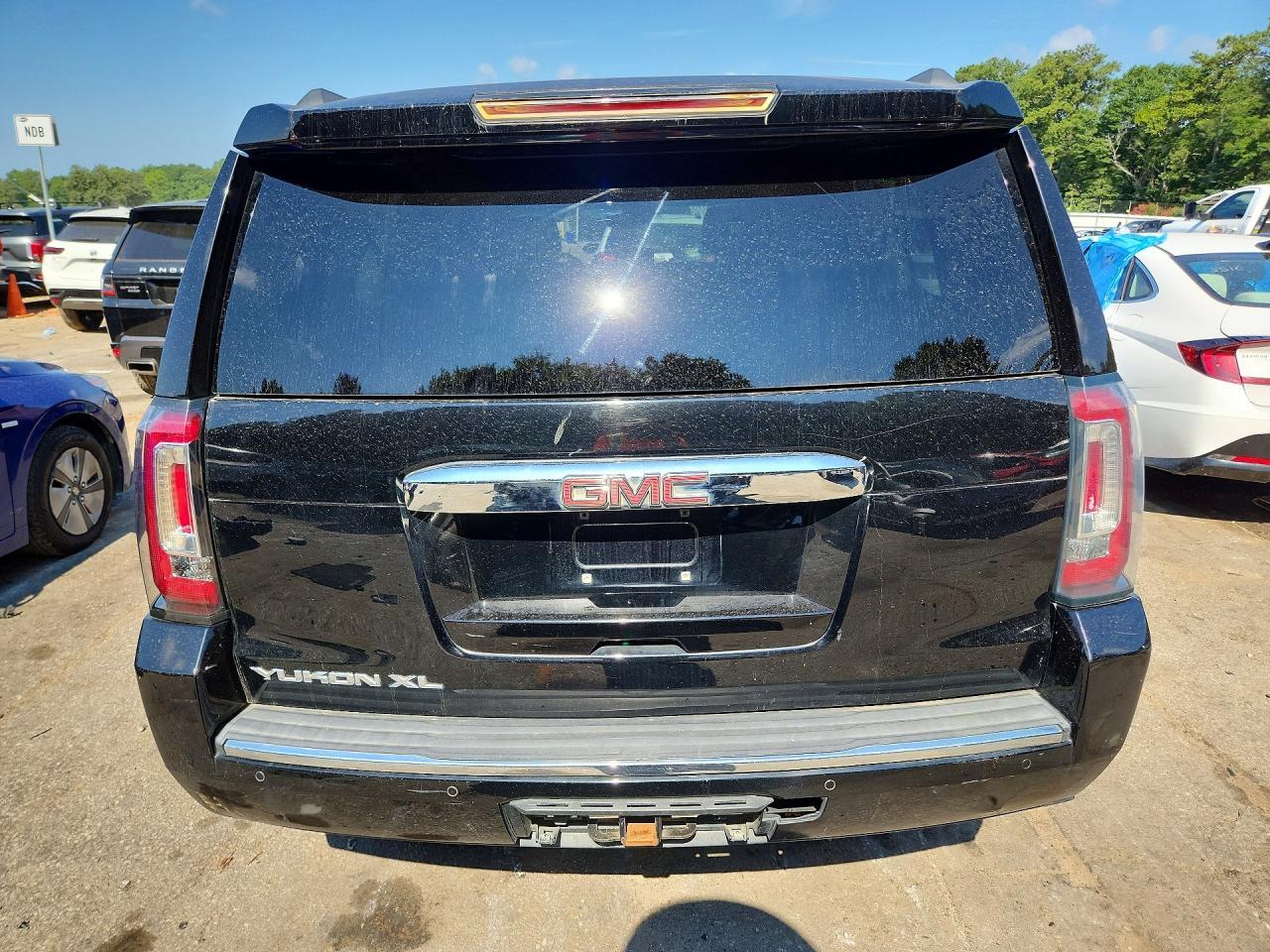 2016 GMC Yukon Xl Denali - Image 6