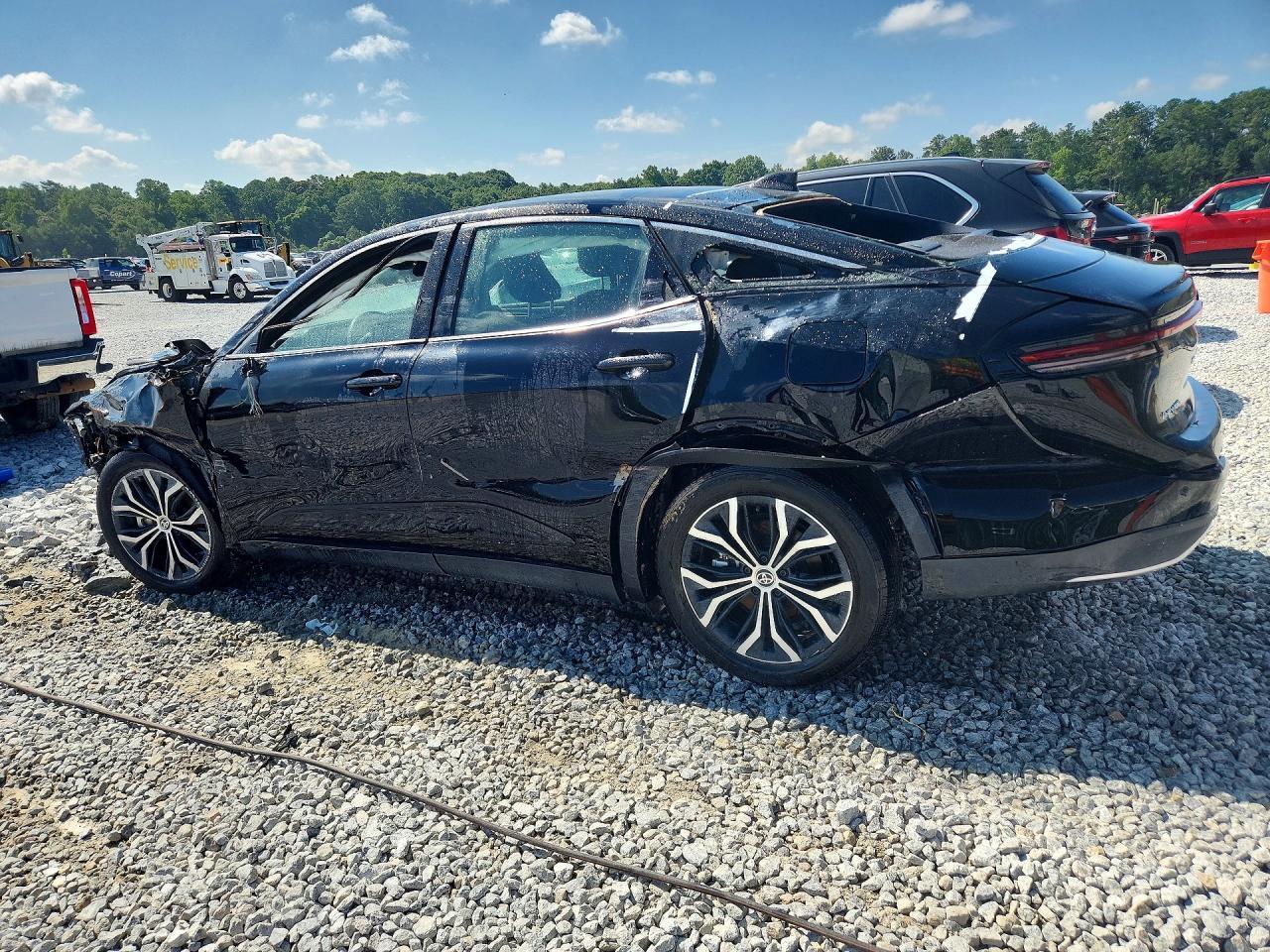 2024 Toyota Crown Limited - Фото 2