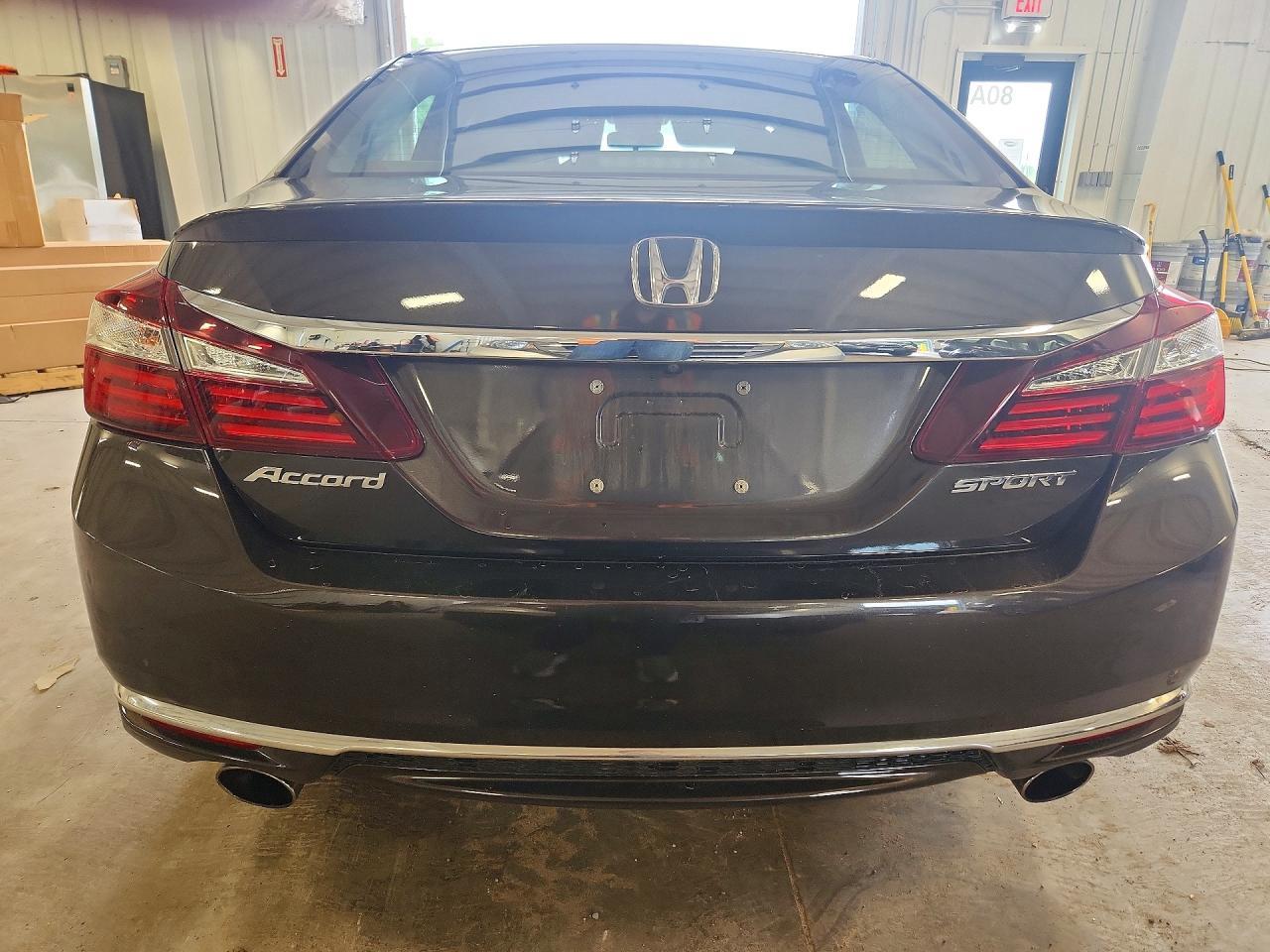 2017 Honda Accord Sport - Image 6