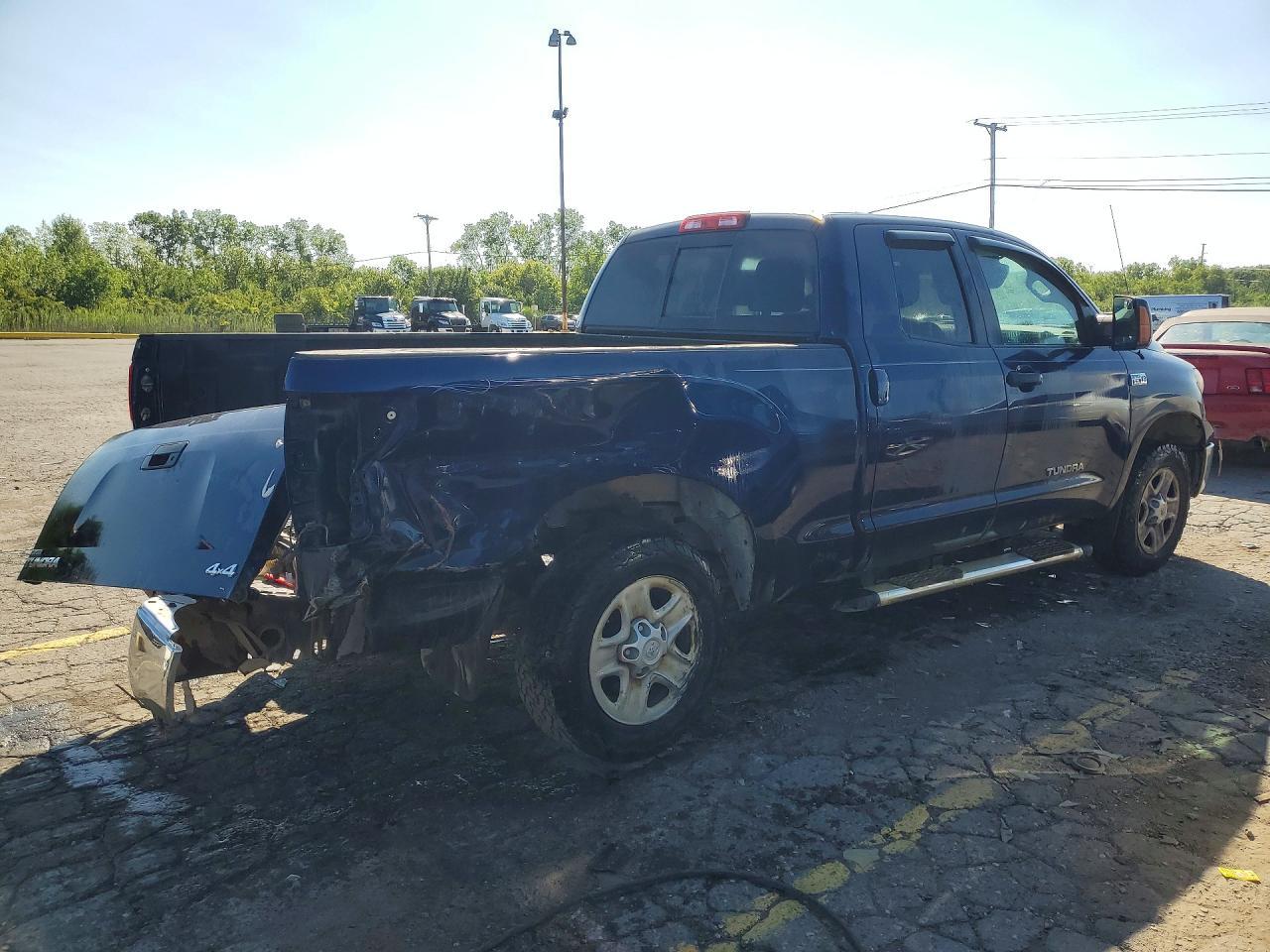 2012 Toyota Tundra Double Cab Sr5 - Image 3
