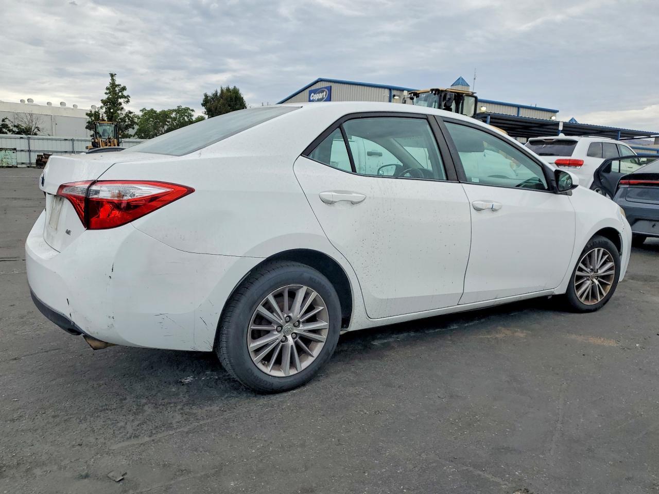 2015 Toyota Corolla Le Plus - Фото 3