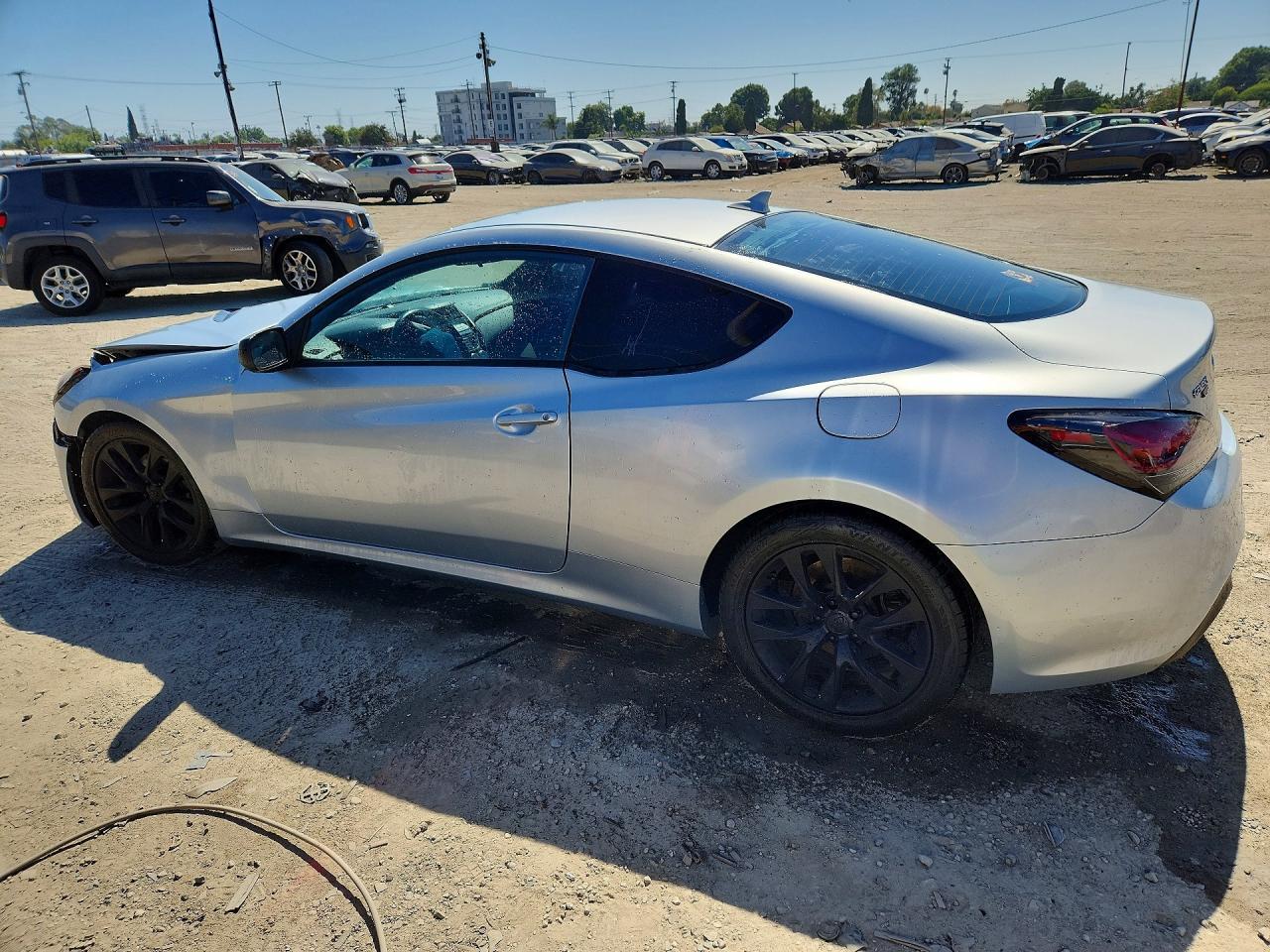 2013 Hyundai Genesis Coupe 2.0T - Image 2