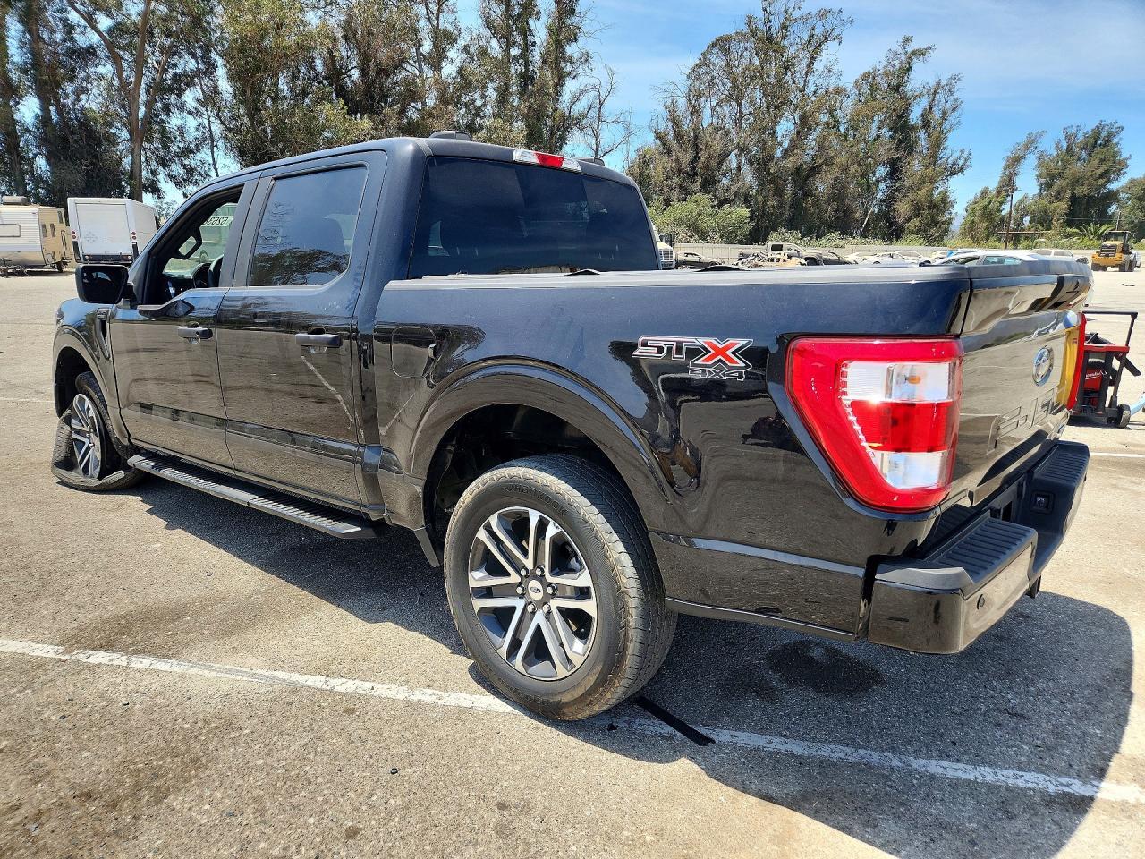 2023 Ford F150 Supercrew - Фото 2
