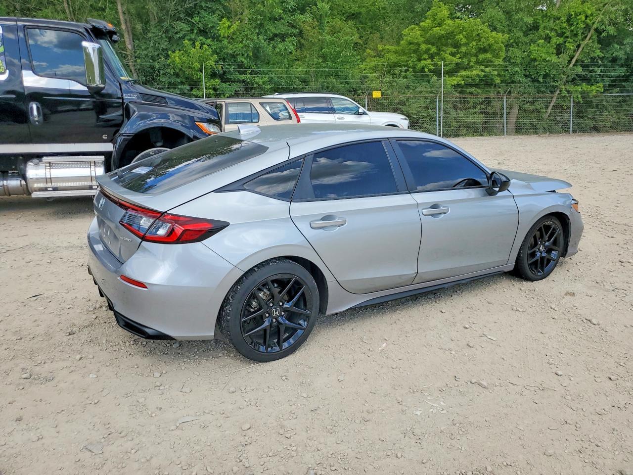 2025 Honda Civic Sport - Фото 3