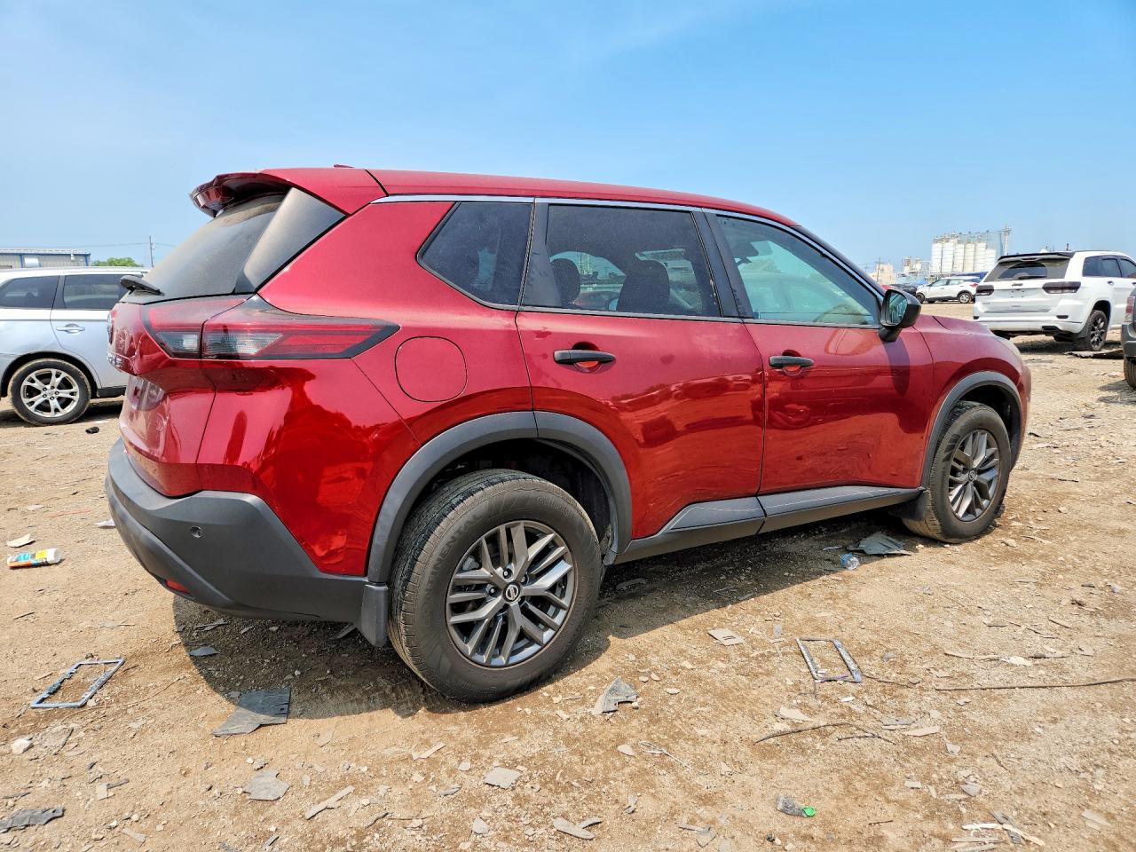 2021 Nissan Rogue S - Фото 3