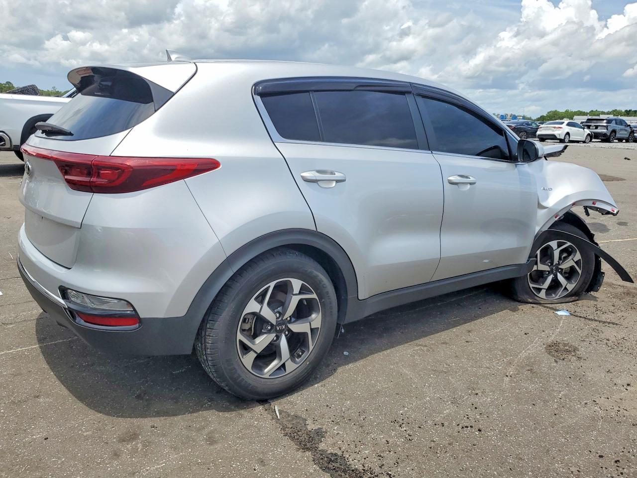 2021 Kia Sportage Lx - Image 3