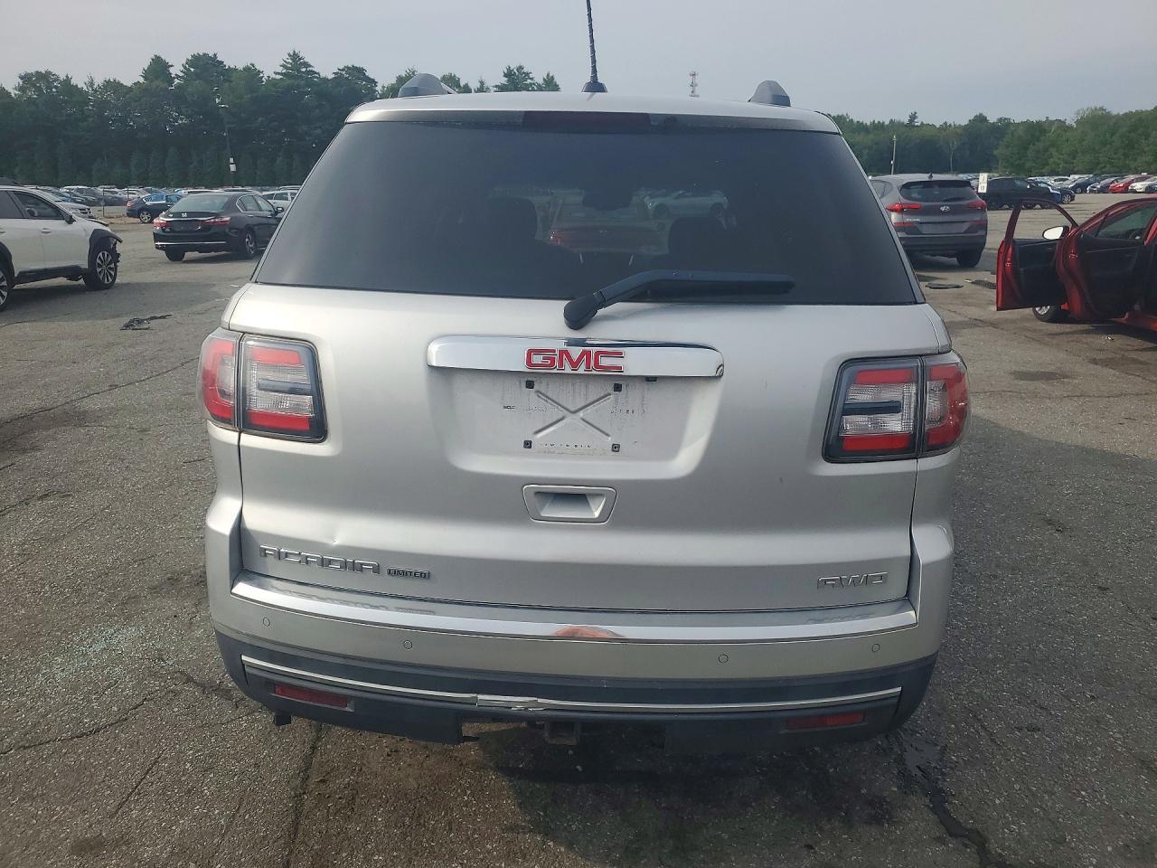 2017 GMC Acadia Limited Slt-2 - Image 6