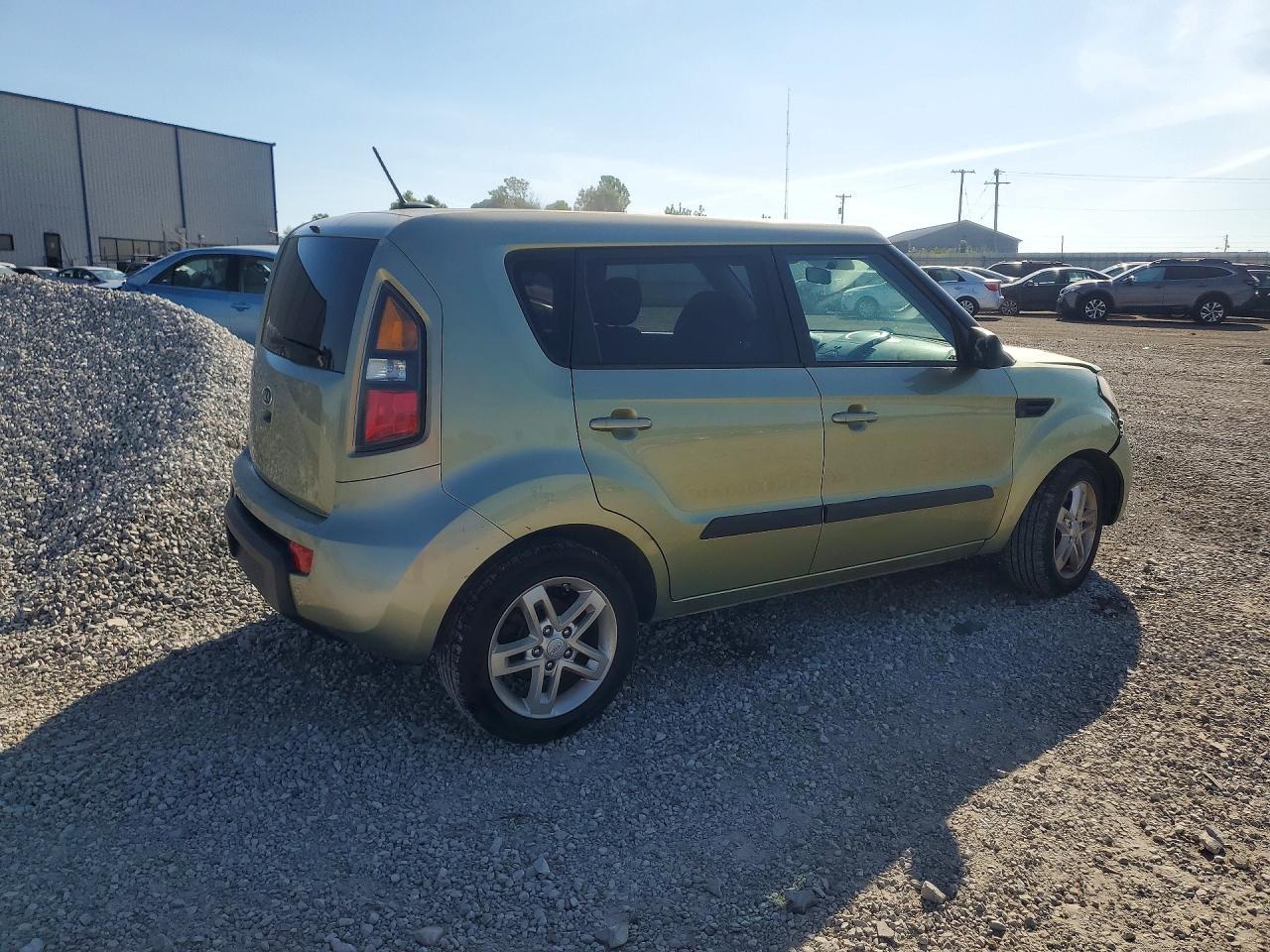 2011 Kia Soul + - Фото 3