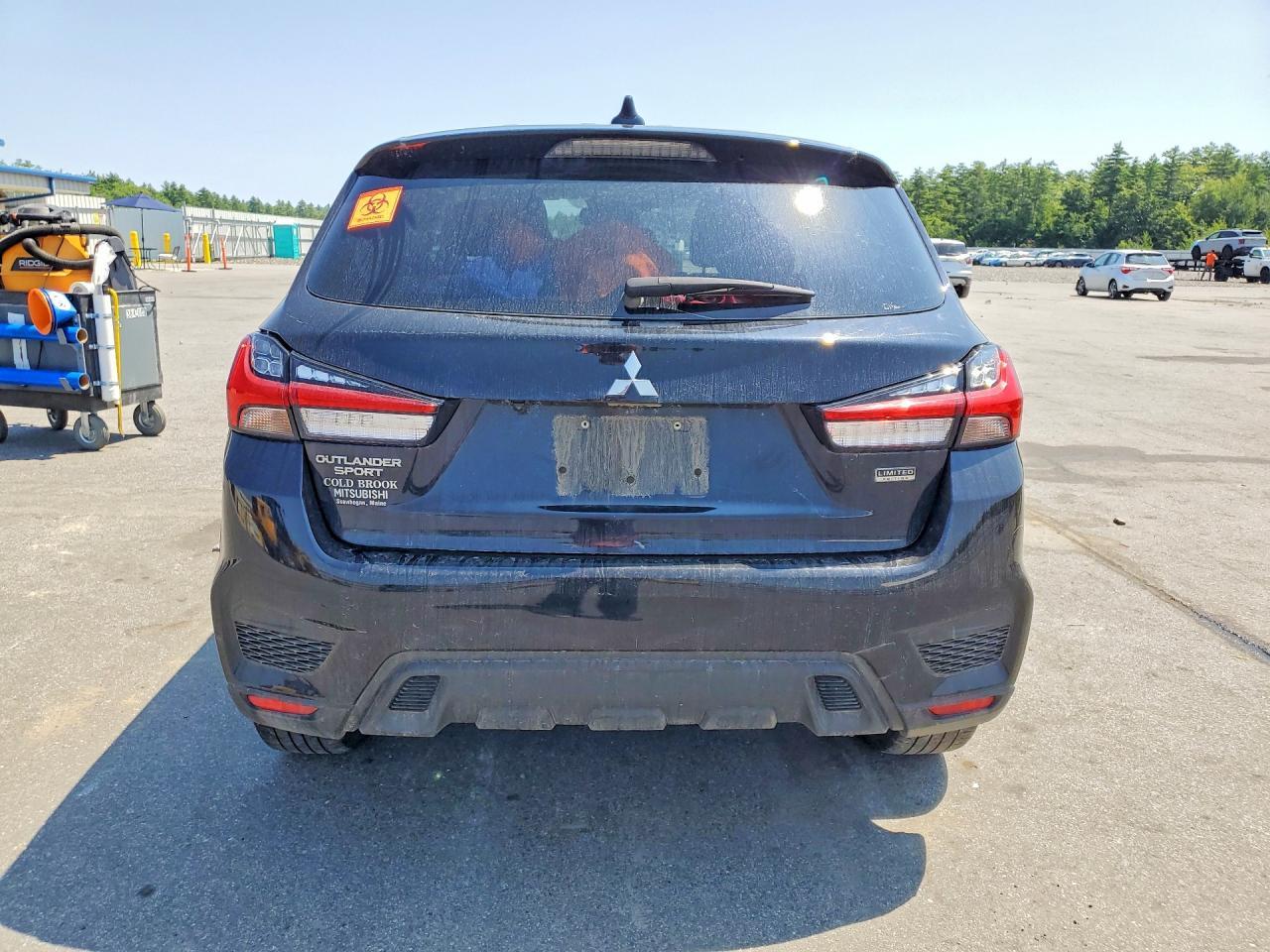 2024 Mitsubishi Outlander Sport S/Se - Фото 6