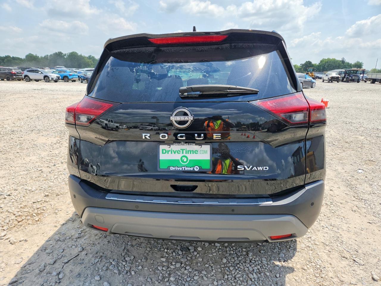 2023 Nissan Rogue Sv - Image 6
