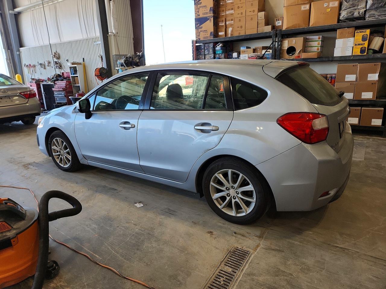 2013 Subaru Impreza Premium - Фото 2