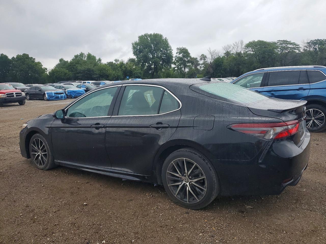 2023 Toyota Camry Se - Фото 2