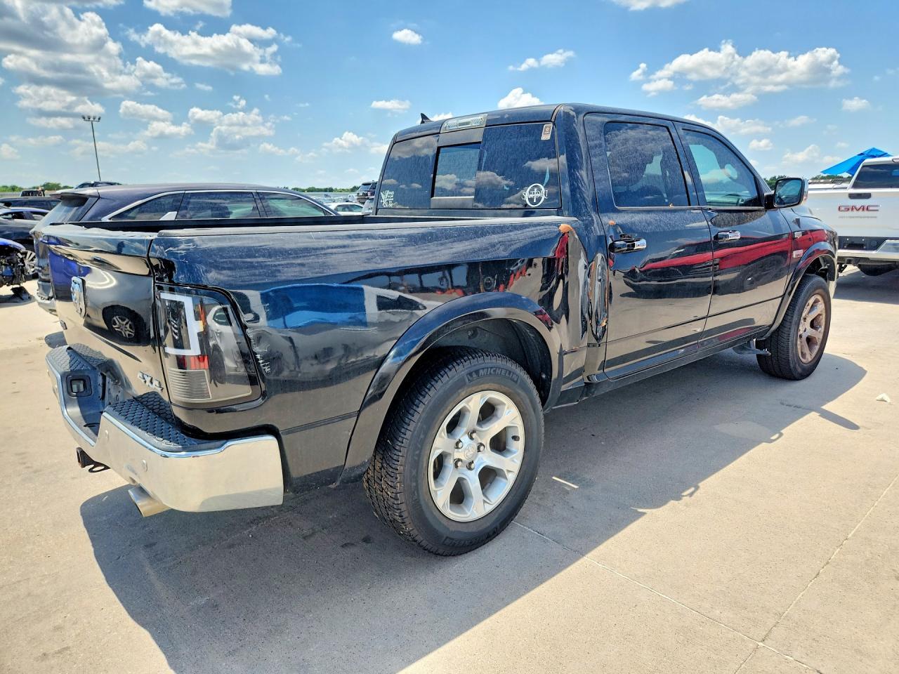2017 Ram 1500 Laramie - Image 3
