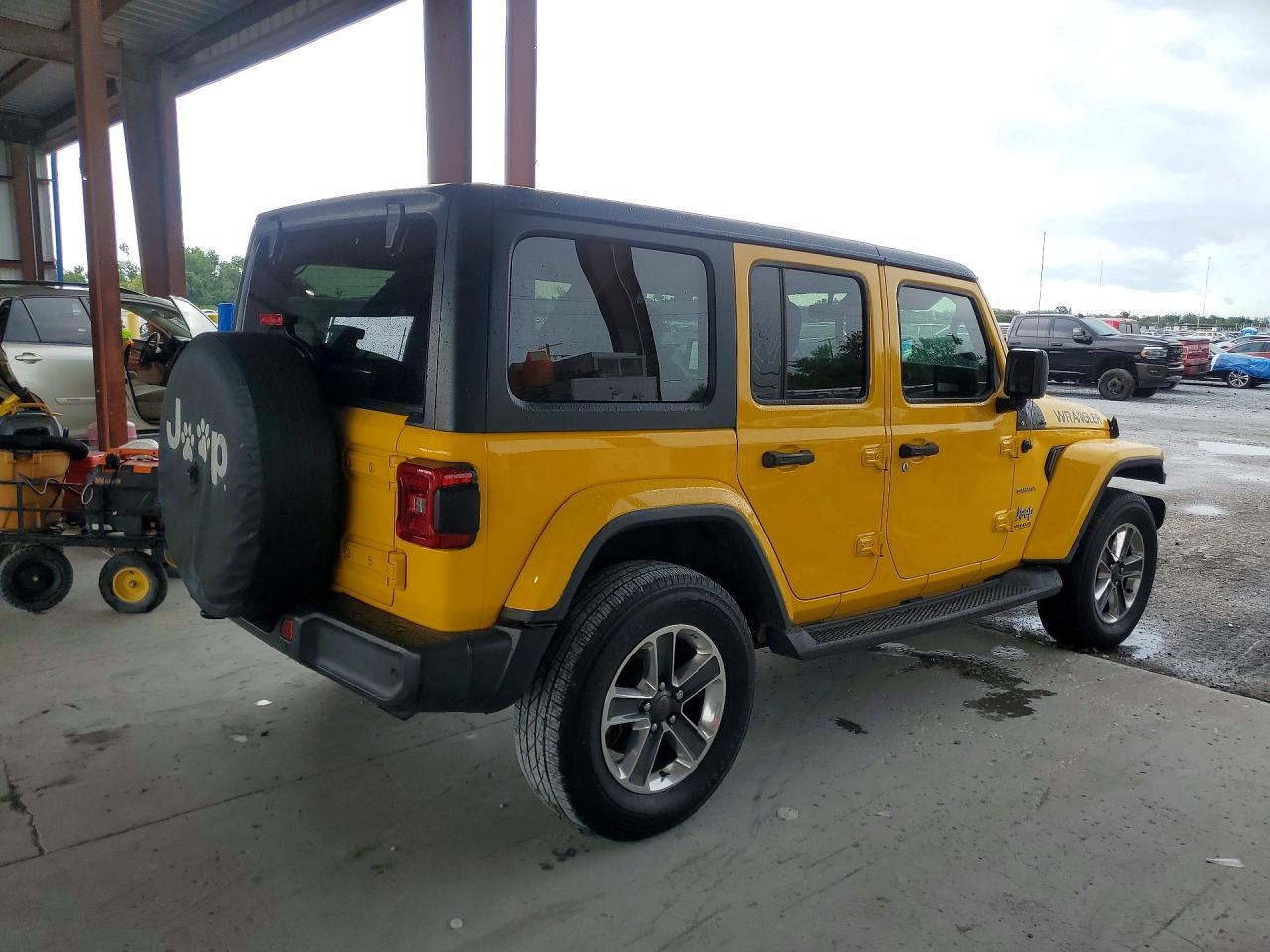 2019 Jeep Wrangler Unlimited Sahara - Фото 3