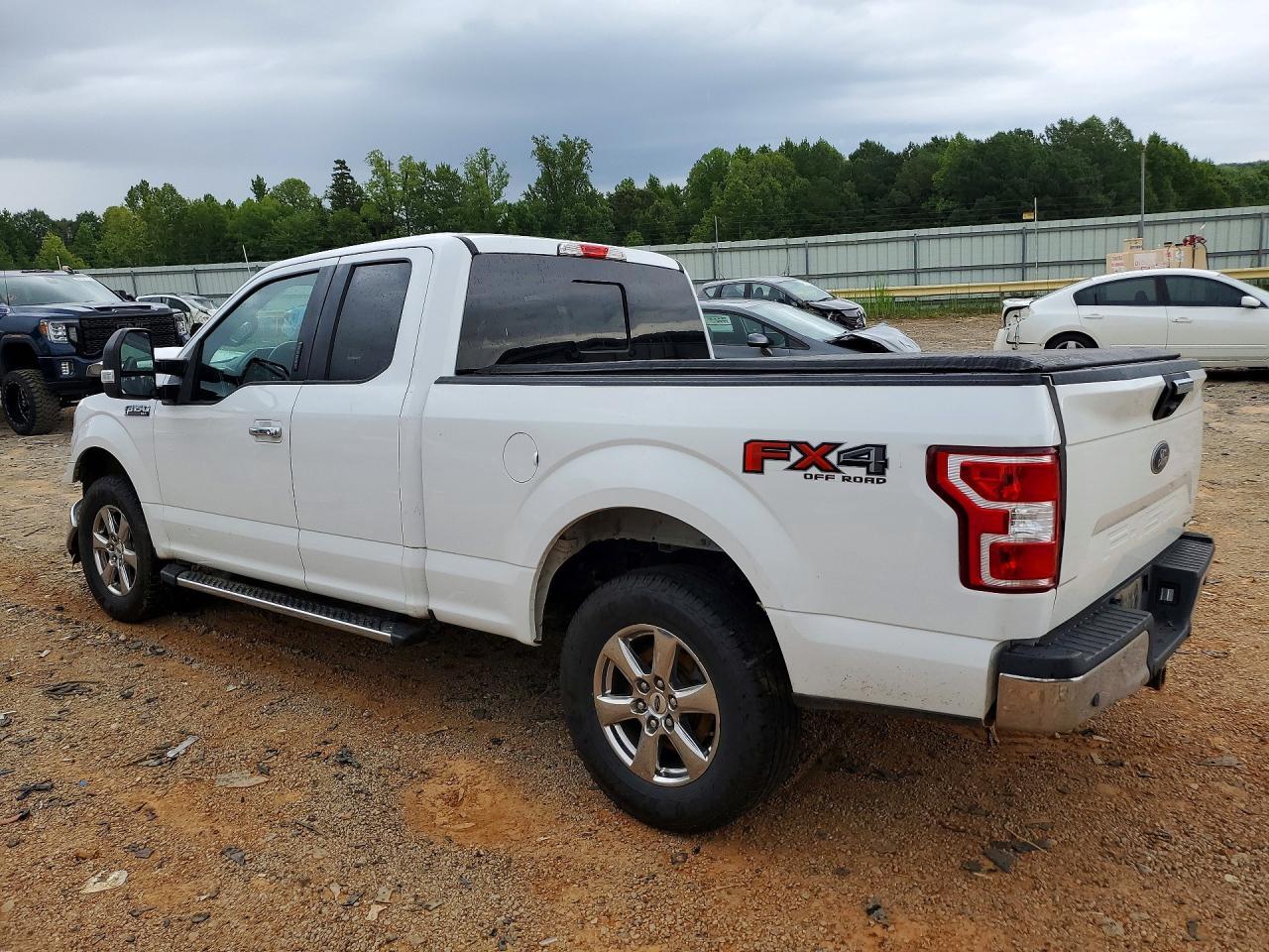 2019 Ford F150 Super Cab - Фото 2