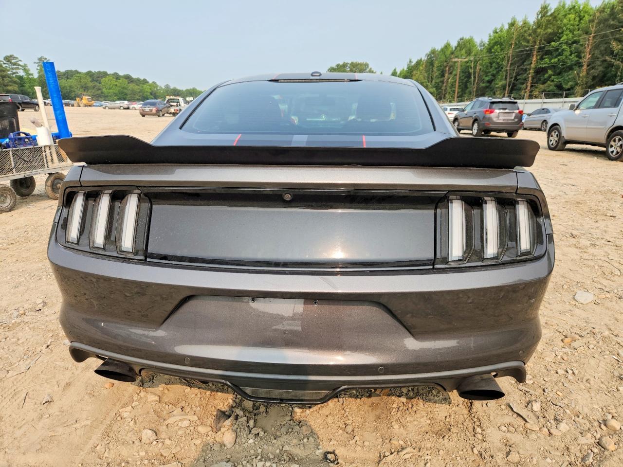 2015 Ford Mustang - Фото 6