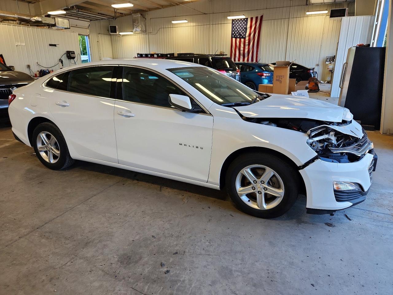 2024 Chevrolet Malibu Lt - Фото 4