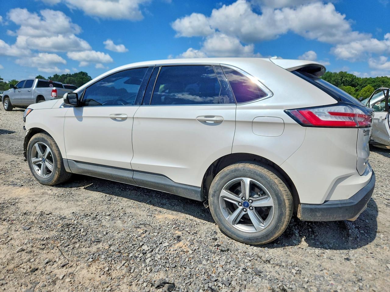 2019 Ford Edge - Фото 2