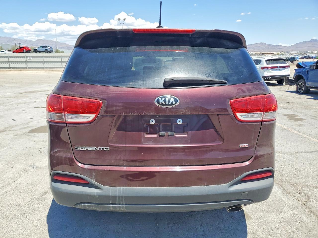 2017 Kia Sorento - Фото 6