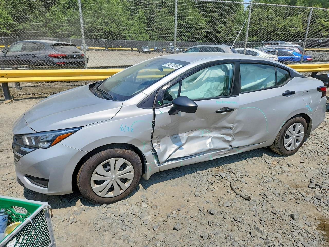 2025 Nissan Versa S
