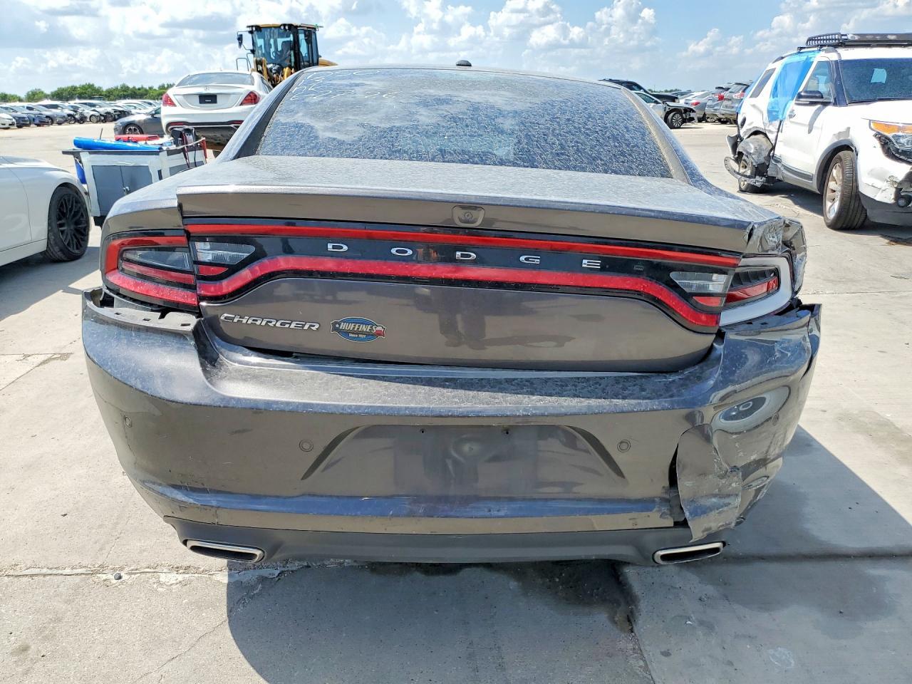 2021 Dodge Charger Sxt - Фото 6