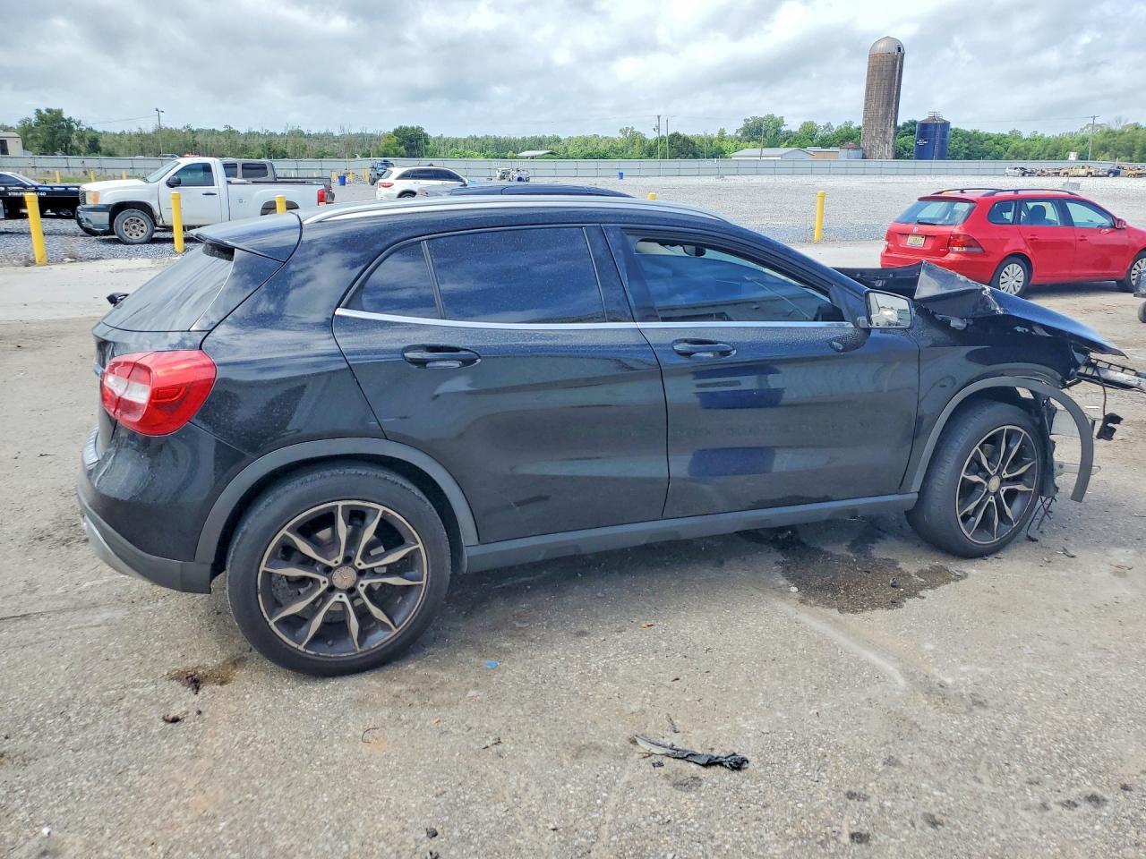 2017 Mercedes-Benz Gla 250 - Фото 3