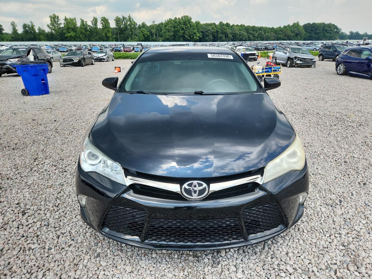 2016 Toyota Camry Se - Image 5