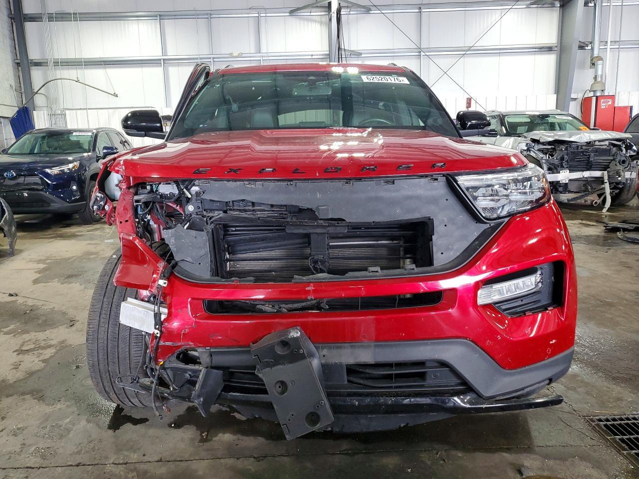 2020 Ford Explorer St - Фото 5