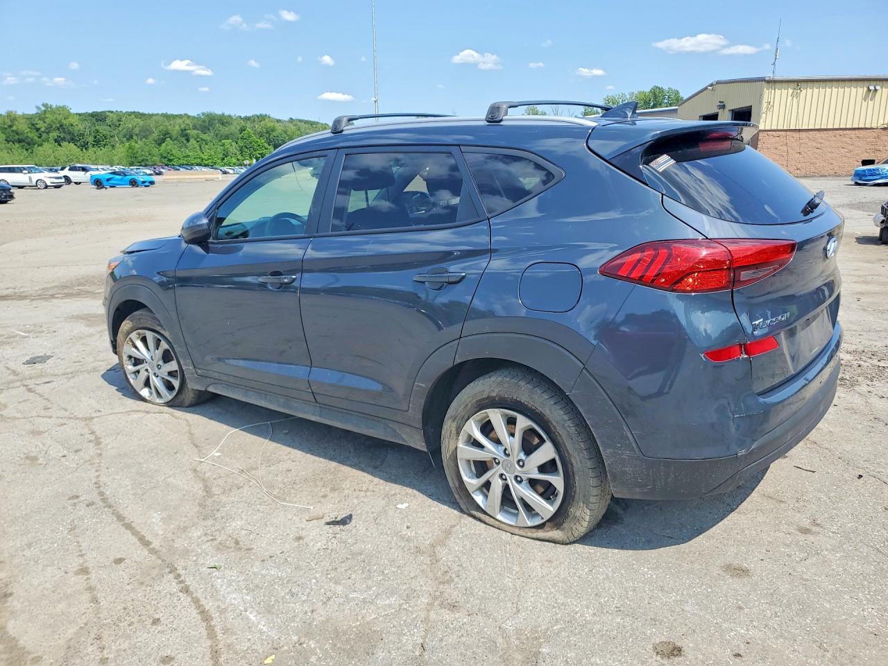 2021 Hyundai Tucson Value - Image 2