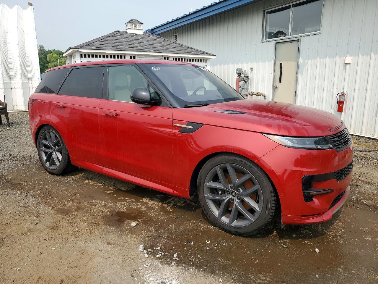2023 Land Rover Range Rover Sport Dynamic Se - Image 4