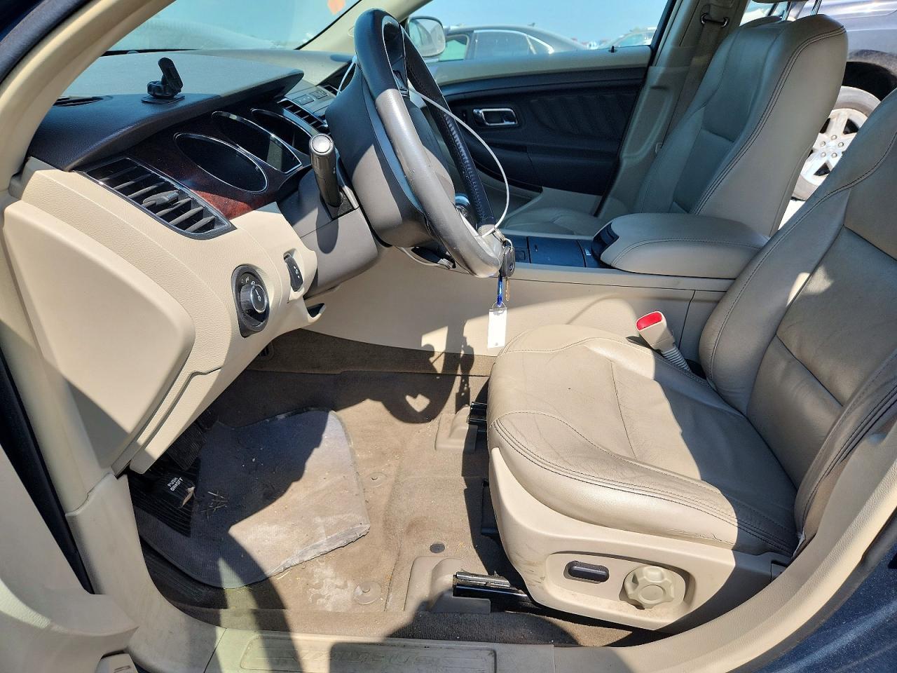2010 Ford Taurus Sel - Фото 7