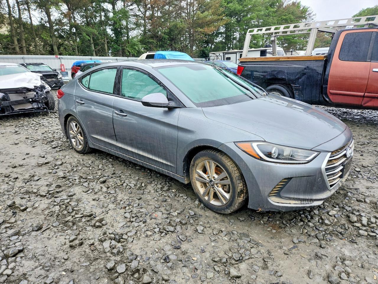 2017 Hyundai Elantra Se - Фото 4