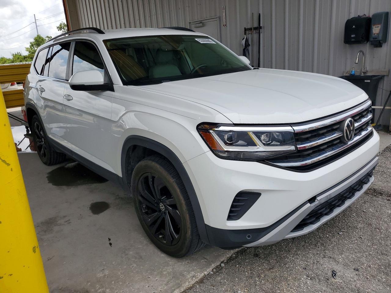 2022 Volkswagen Atlas Se - Image 4