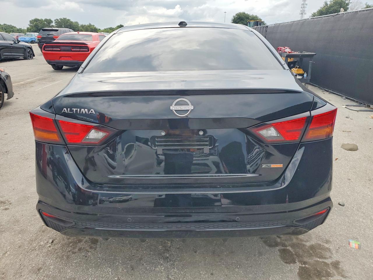 2025 Nissan Altima Sv - Image 6