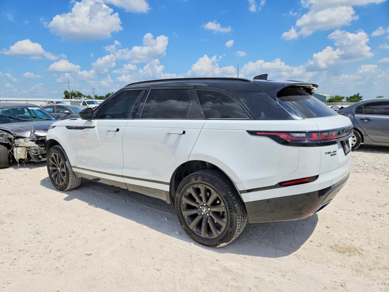 2019 Land Rover Range Rover Velar R-Dynamic Se - Image 2
